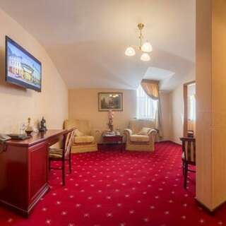 Отель Купеческий Красноярск Семейный люкс-2